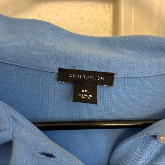 Ann Taylor Blue Pearl Button Down Collared Shirt Relaxed Fit Size XXL - Picture 3 of 6